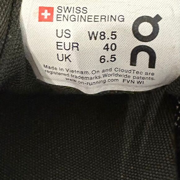 On Running On Cloud 70/30 Running Sneakers Size 8.5 Olive Green - Picture 9 of 9